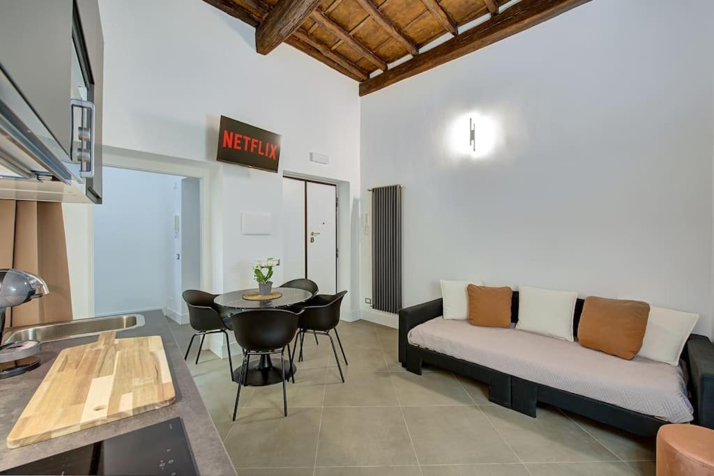 Navona Charme 1 Apartment